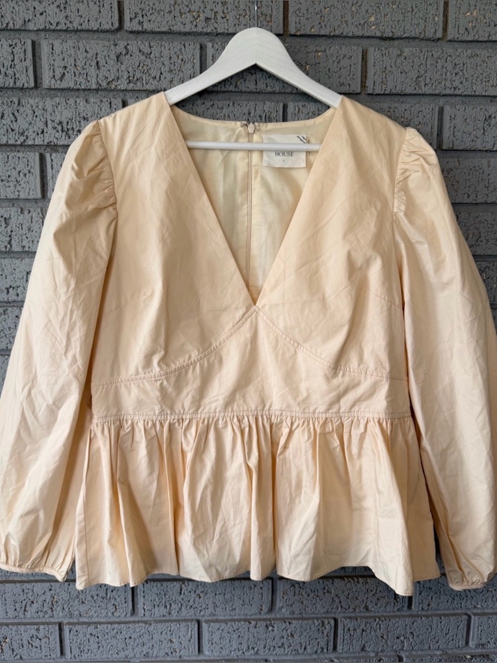 Hyacinth House Tuckernuck Cream Puff Sleeve Elaina V Neck Poplin Top Sz Large